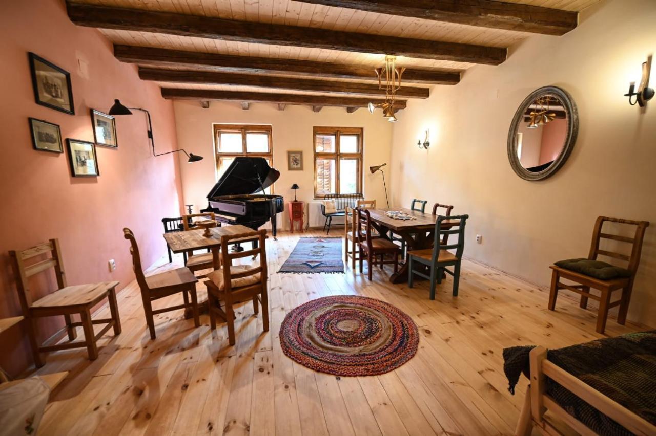 Pensiunea Agora Cisnadioara Exteriör bild