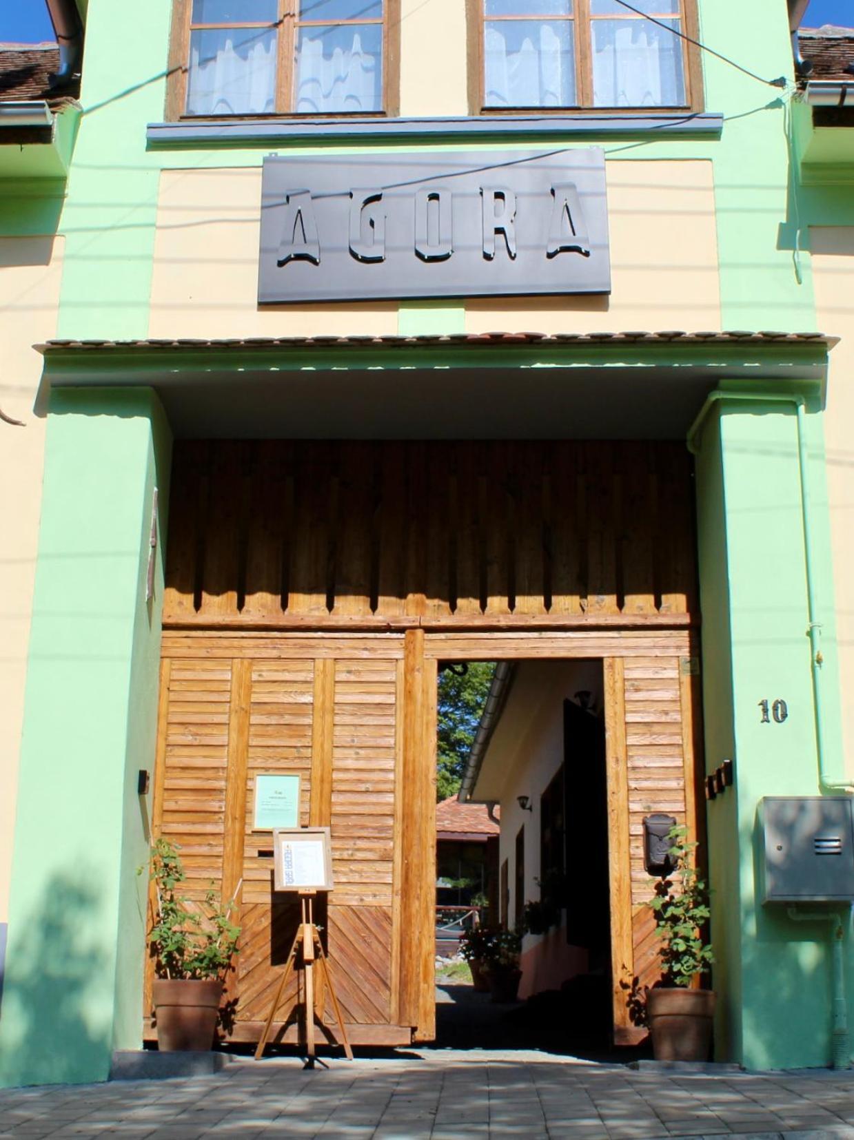Pensiunea Agora Cisnadioara Exteriör bild