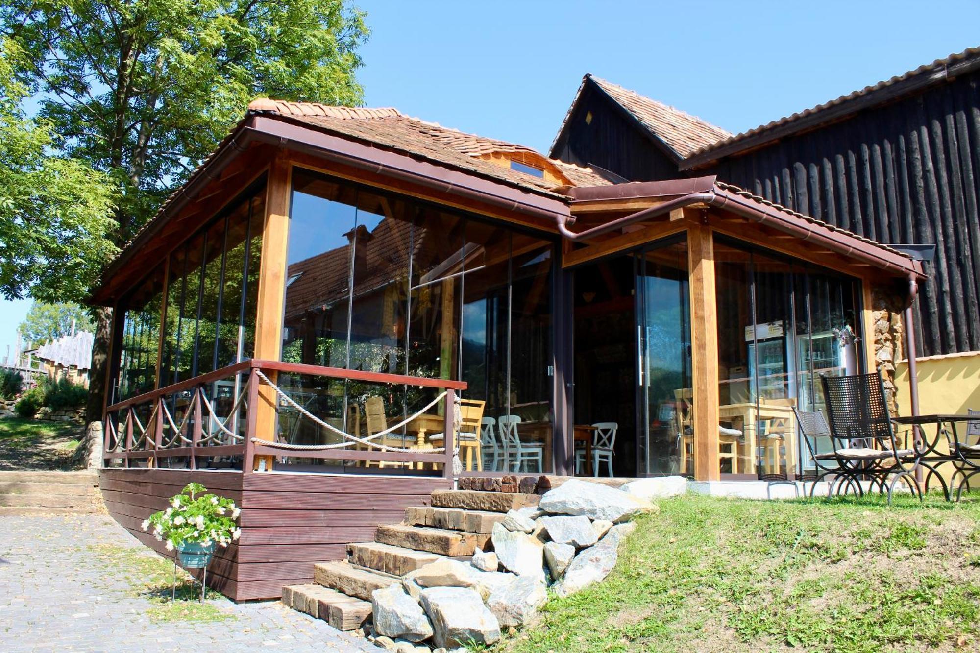 Pensiunea Agora Cisnadioara Exteriör bild